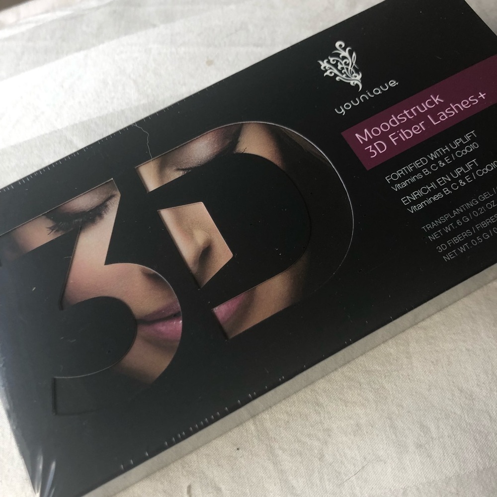 3D lashes by younique